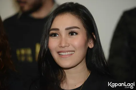 Belajar Pada Zaskia Gotik
