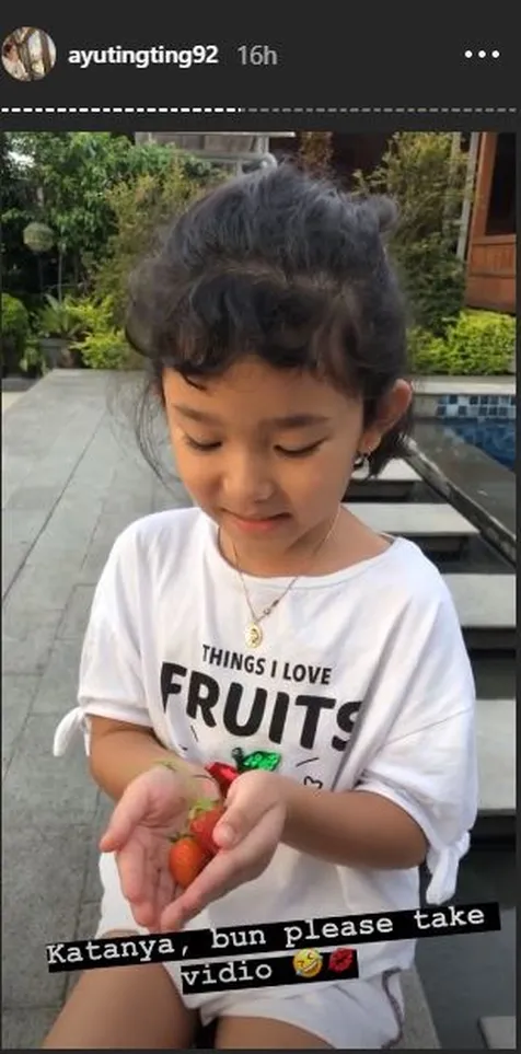 Bilqis Senang Petik Buah