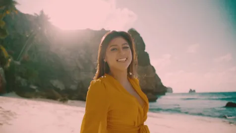 Tampil Seksi di Video Klip