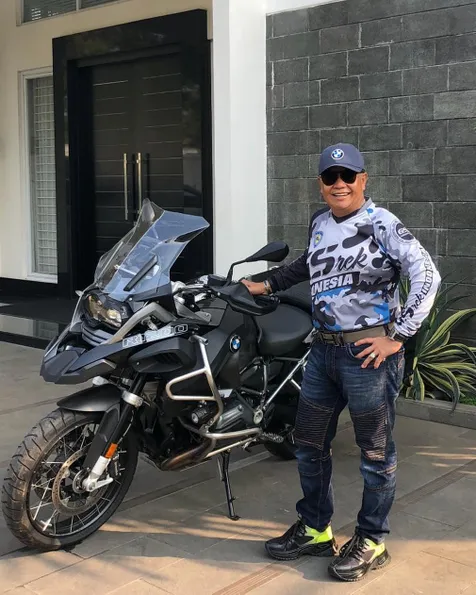 Crazy Rich Pariaman
