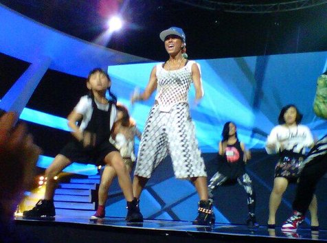 @agnezmo