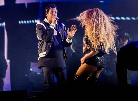 Beyonce juga tampil bersama Jay Z © AFP