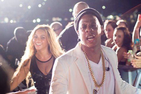 Jay Z sukses dengan bisnis musiknya @splashnews