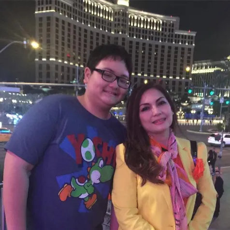 4 Anak Selebriti Ini 'Malu' Dengan Orangtuanya, Mulai Dari Orangtuanya Genit Hingga Halu!