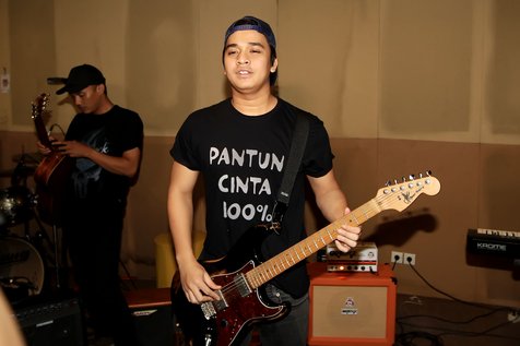 Billy rilis satu single yang dibuat oleh Posan Tobing © KapanLagi.com®/Hendra Gunawan