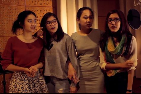 Blink saat sesi rekaman Seindah Biasa ©youtube