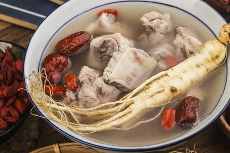 8 Resep Sop Ayam yang Enak dan Praktis, Hidangan Hangat Menyegarkan