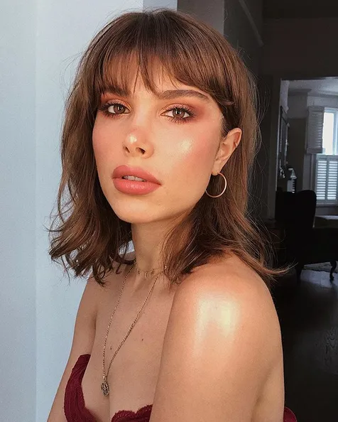 Jadi Victoria Lookalike