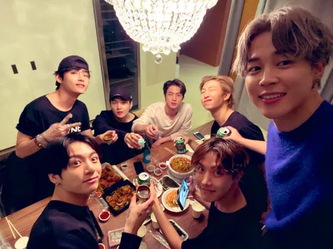 Makan-Makan Bersama