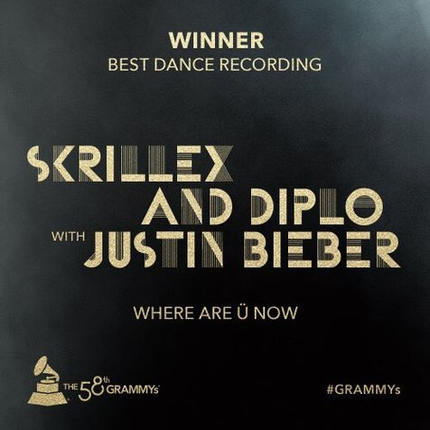 Justin Bieber menang Grammy Awards 2016 © Twitter.com/@TheGRAMMYs