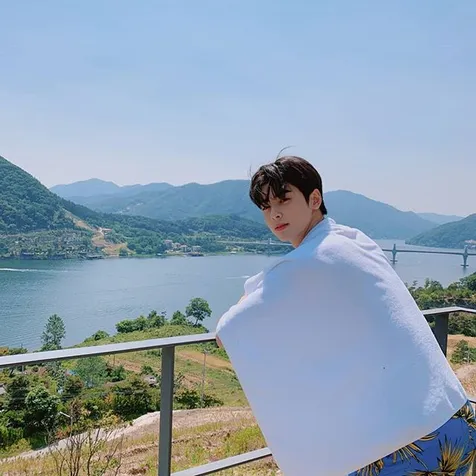 Foto Ganteng