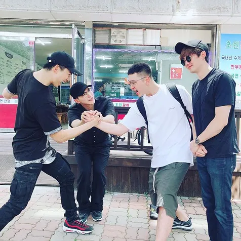 Postingan Nichkhun