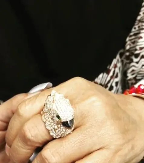 Bentuk Cincin yang Unik