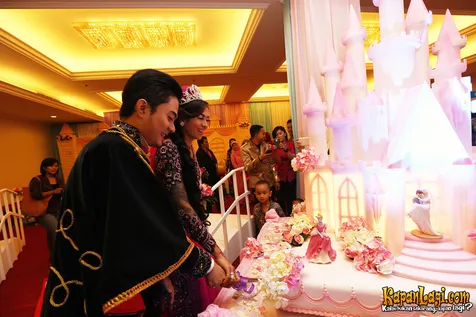 Cinta Penelope Menikah dengan Donny