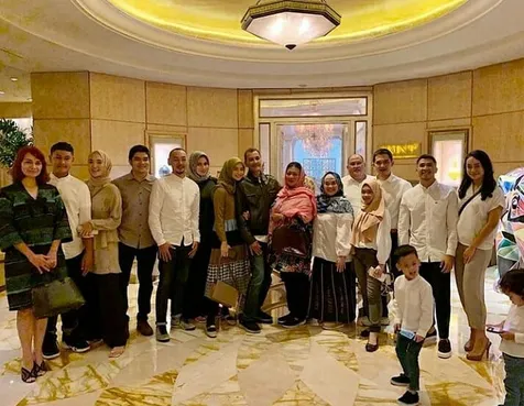 Acara Lamaran?