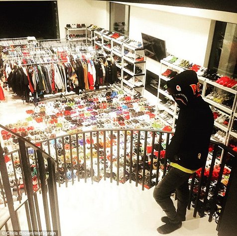 Ruang ganti tempat bibi Chris Brown disandera kawanan perampok © Chris Brown/instagram