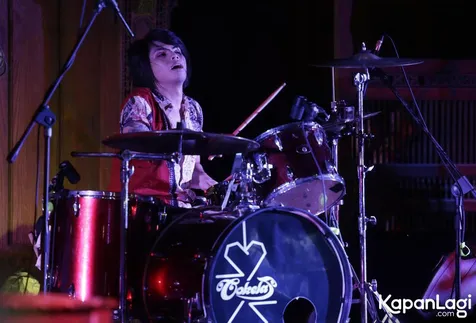 Gambar dari Rilis 'Peralihan Hati', Cokelat Juga Perkenalkan Drummer Baru » cokelat210918n cokelat210918n » Rilis 'Peralihan Hati', Cokelat Juga Perkenalkan Drummer Baru