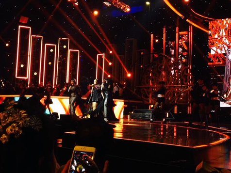 Julia Perez duet bareng Duo Serigala © Twitter/OfficialRCTI