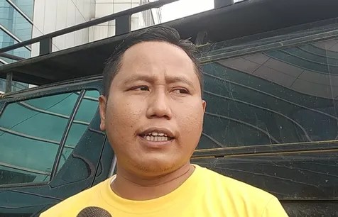 Narji Hengkang dari Cagur