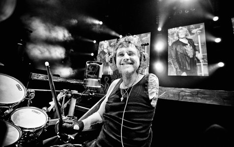 Rick Allen via: Ash Newell