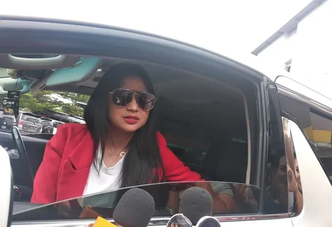 Dewi Perssik