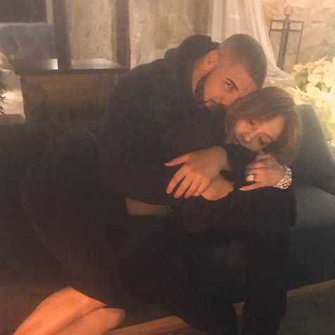 Jennifer Lopez dan Drake menjalin hubungan lebih dari sekedar rekan kerja? © instagram.com/champagnepapi