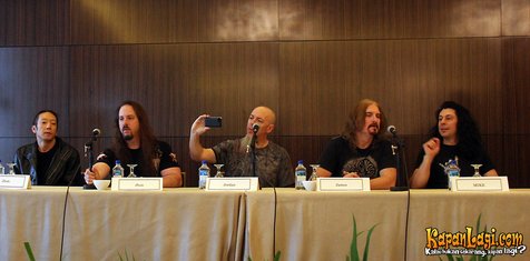 Dream Theater punya banyak peminat di Indonesia ©KapanLagi.com®