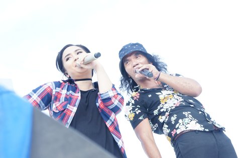 Slank pertama kali tampil bersama Gita Gutawa © KapanLagi.com/Fikri Alfi Rosyadi