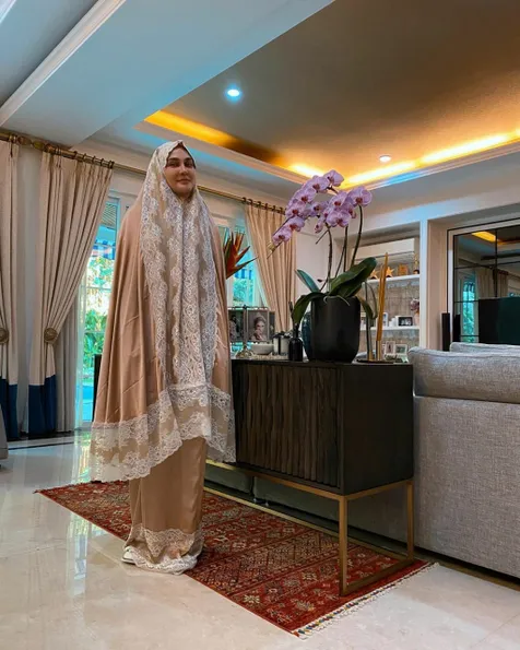 Luma Maya di Rumah Saja