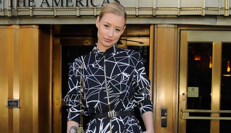 Iggy bangga kerja bareng idola @foto: splashnews