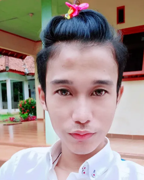 Ngefans Lucinta Luna