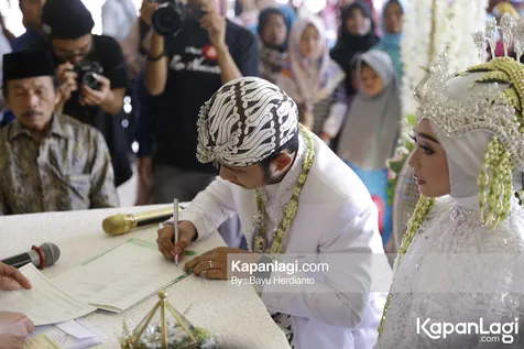 Akhirnya Resmi Menikah!