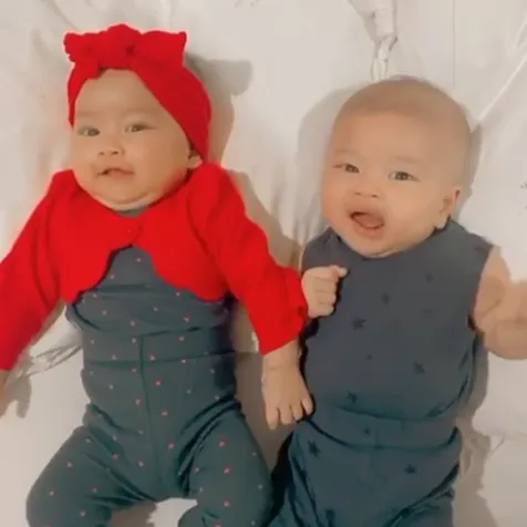 OOTD dengan Baju Warna Senada