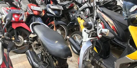 Motor Ditahan di Kantor Polisi