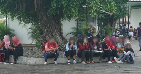 Fans Datang Sejak Pagi