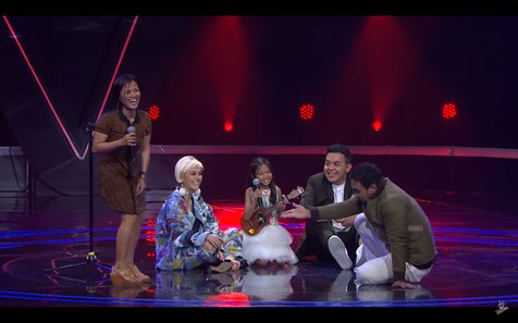 Fany 'Do Re Mi' sukses curi perhatian Agnes Monica, Tulus dan Bebi Romeo! © YouTube/The Voice Kids Indonesia