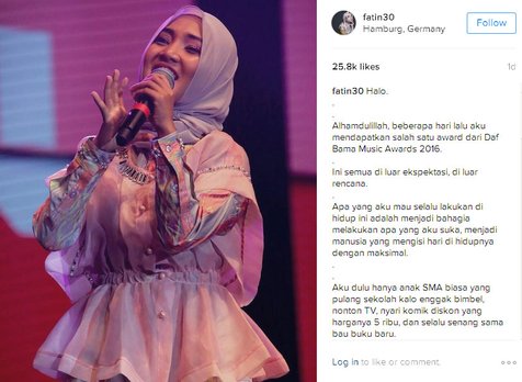 Fatin menang penghargaan di Daf BAMA Music Awards 2016 © Instagram.com/fatin30