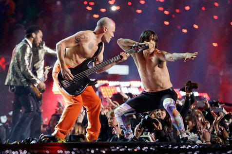 Penampilan Red Hot Chili Peppers di Super Bolw 2014/@Wilowtop