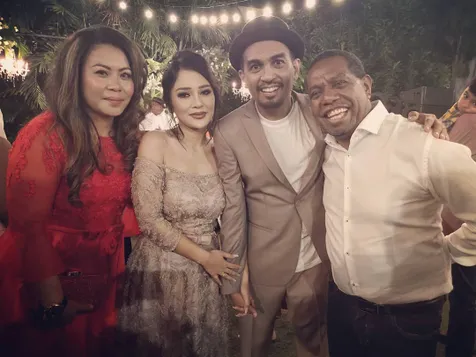 Foto Pernikahan Glenn Fredly Beredar