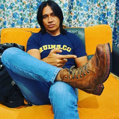 Agung Hercules Jadi Penyanyi Dangdut