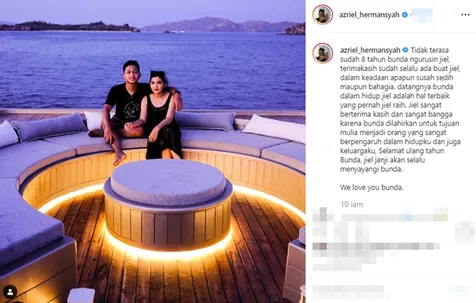 Azriel Berterima Kasih
