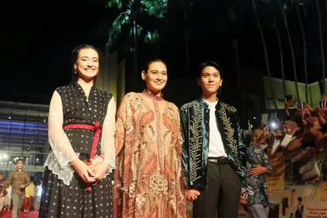 Setia Dengan Novel