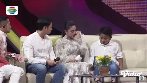Demi Ayah
