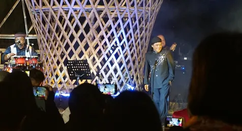 Didi Kempot Bikin Penonton Bernyanyi