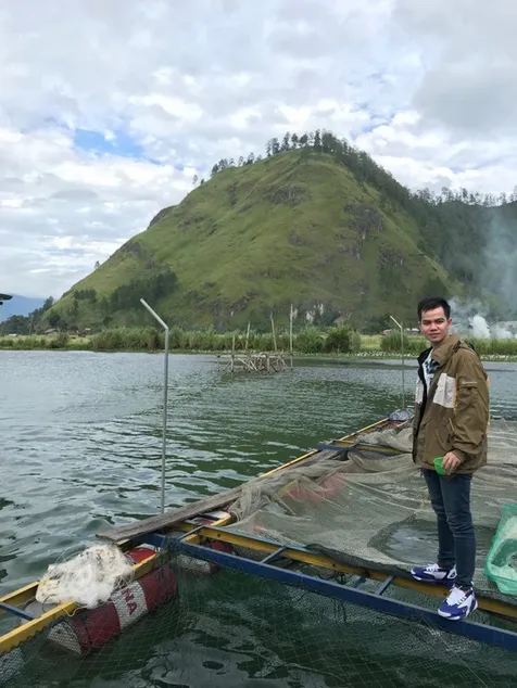 Santai di Danau