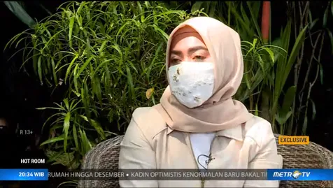 Luna Maya Ajukan Pertanyaan