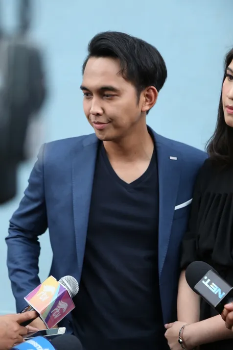 Dibandingkan dengan Vokalis Sebelumnya