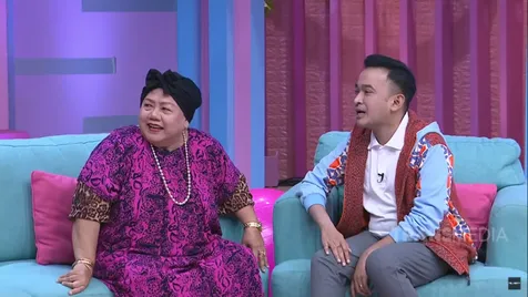 Punya 4 Anak dan 9 Cucu