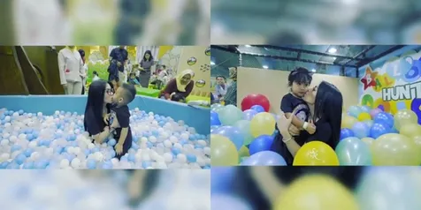 Syahrini Mandi Bola
