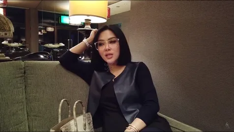 Syahrini dan Insiden Diminta Keluar Teater